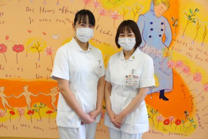 緩和ケア認定看護師（左）田井陽子（右）酒井智子
