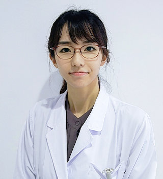高岡 友紀子